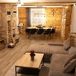 Pod Starou Horou Chalet *