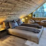 Pod Starou Horou Chalet Trstená