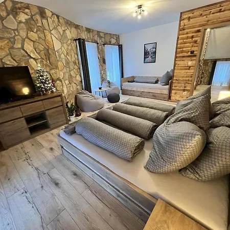 Pod Starou Horou Chalet *