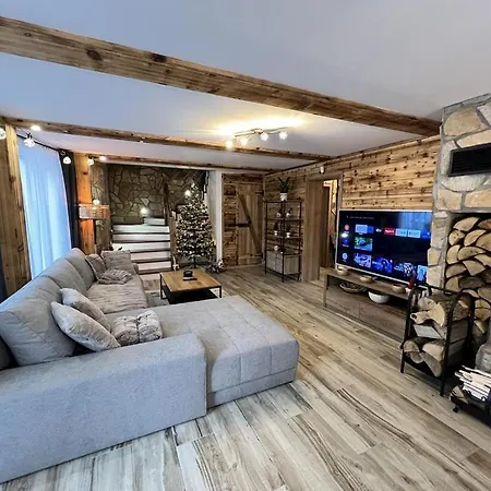 Pod Starou Horou Chalet *