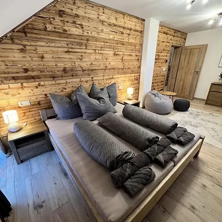 Pod Starou Horou Chalet Trstená