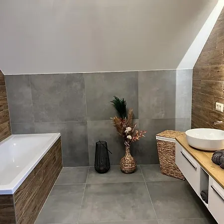 Pod Starou Horou Trstená